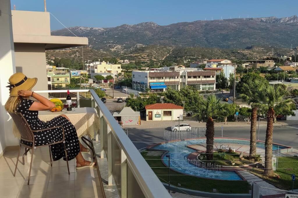 Apartment 95 M2, Center Of Sitia, Wifi, 350M Beach Esterno foto